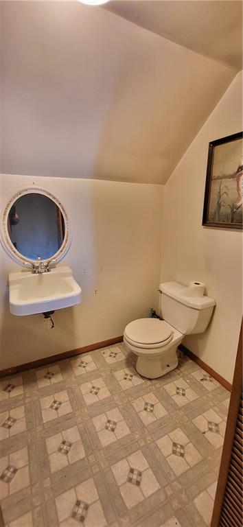 4011 Fisher Road Gibsonia, PA 15044 - Photo 13 of 17 Upper Level powder room has room for shower or tub