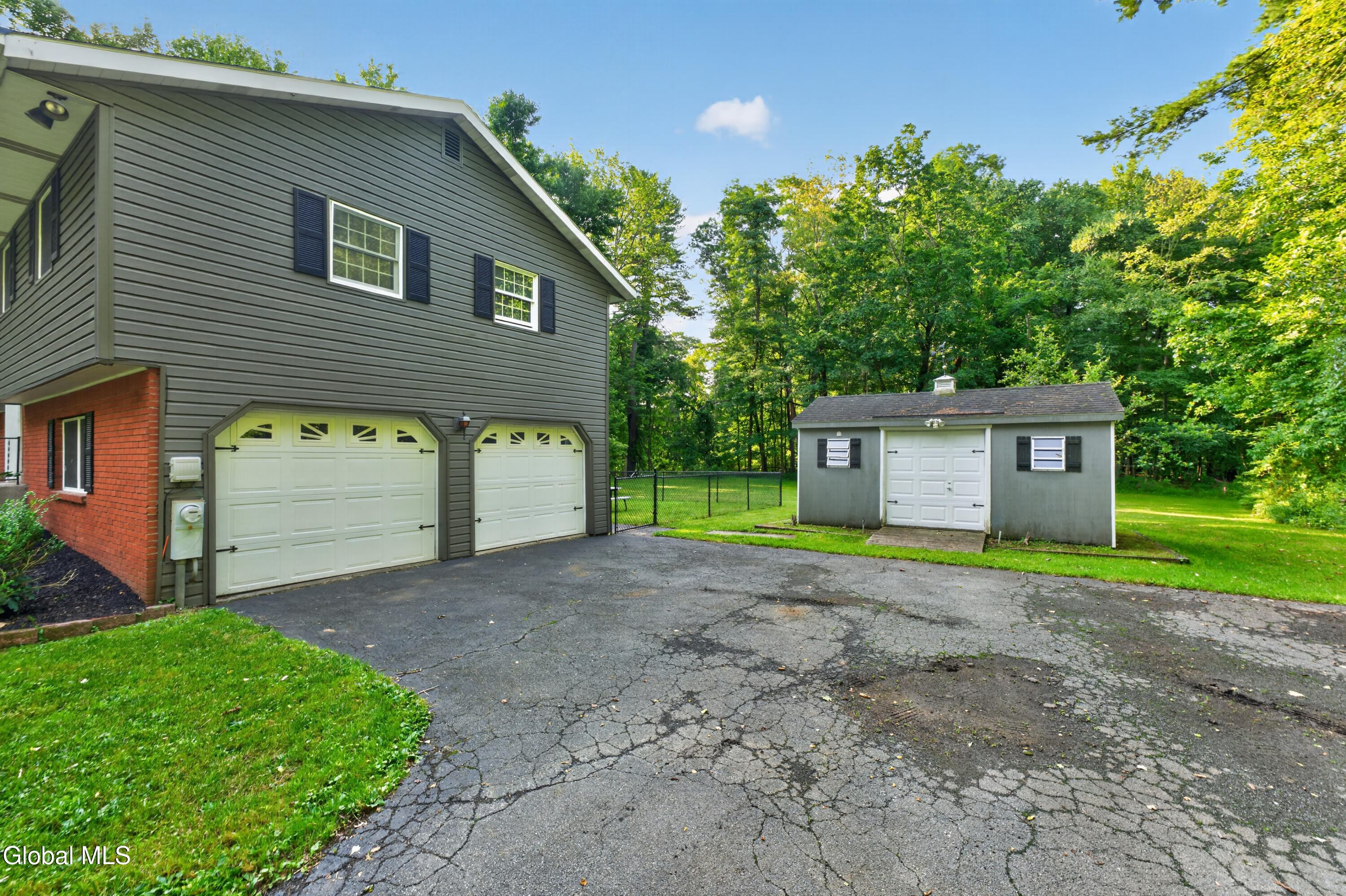 295 Font Grove Road Bethlehem, NY 12159 - Photo 38 of 53 Yard 9