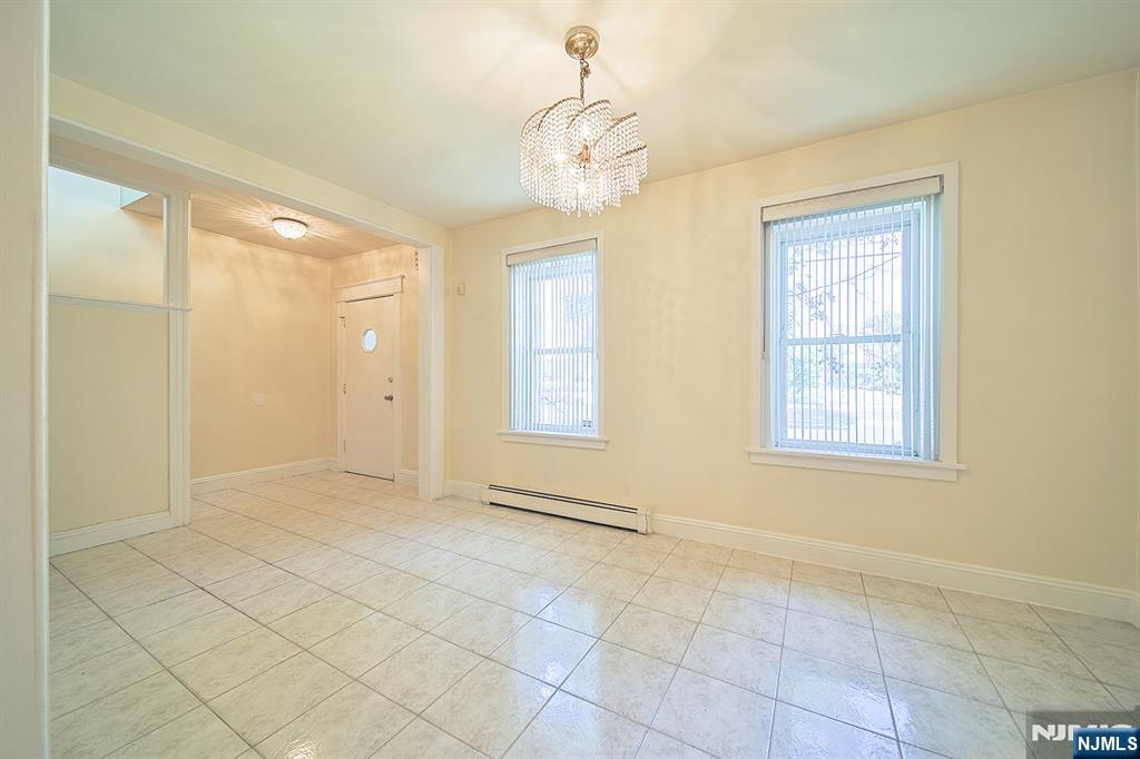 1585 Bergen Boulevard Leonia, NJ 07605 - Photo 19 of 50 a view of an empty room with a window