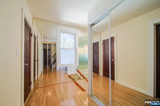 $1,280,000 | 1585 Bergen Boulevard, Leonia, NJ 07605