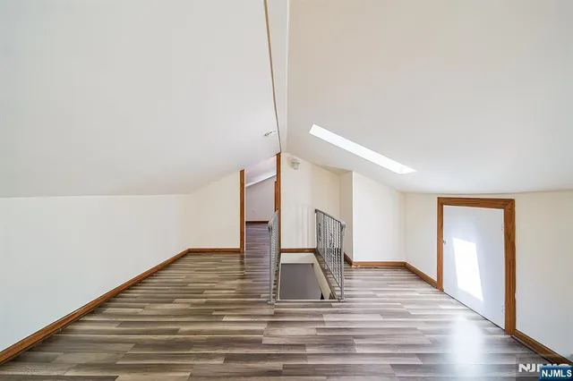 $1,280,000 | 1585 Bergen Boulevard, Leonia, NJ 07605