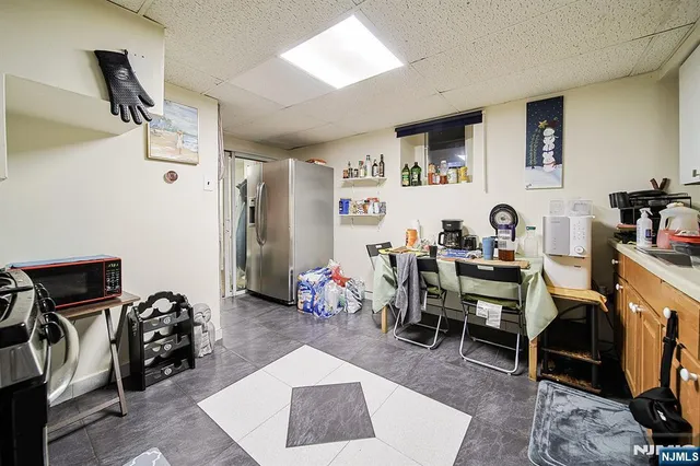 $1,280,000 | 1585 Bergen Boulevard, Leonia, NJ 07605