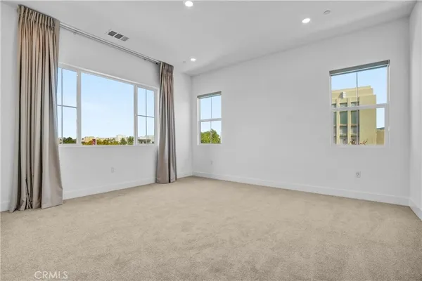 $6,500 | 102 Pansy, Irvine, CA 92618