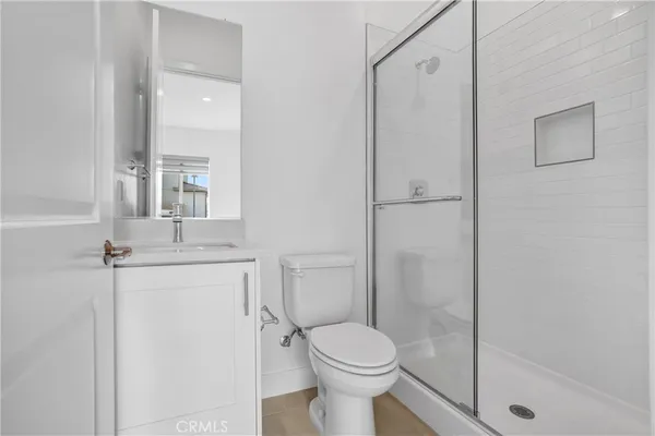 $6,500 | 102 Pansy, Irvine, CA 92618