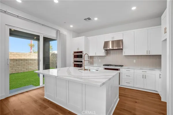 $6,500 | 102 Pansy, Irvine, CA 92618