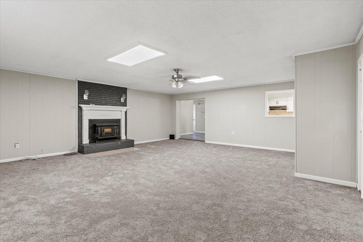 3331 Hillis Road Augusta, GA 30906 - Photo 14 of 28 15-Living Room