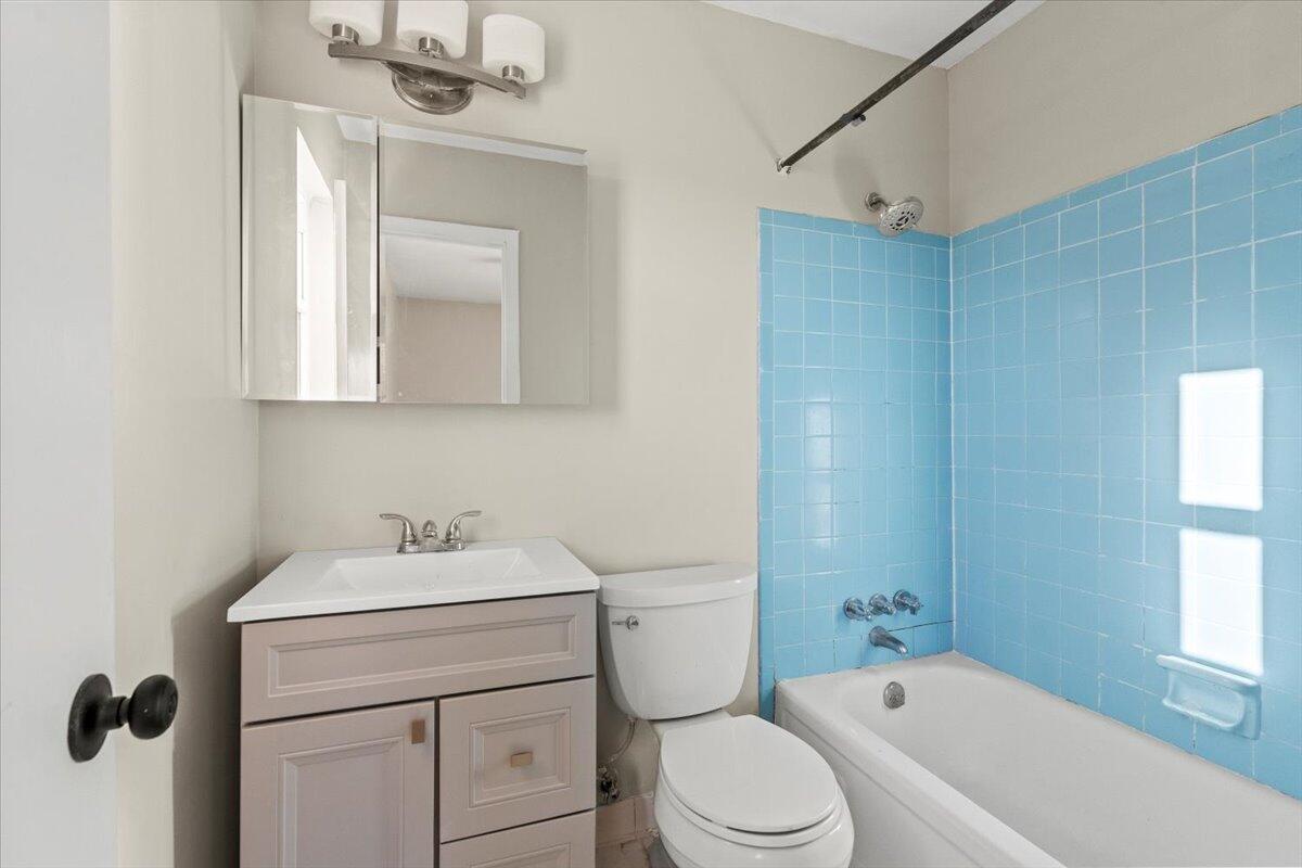 3331 Hillis Road Augusta, GA 30906 - Photo 19 of 28 20-Owners Bathroom