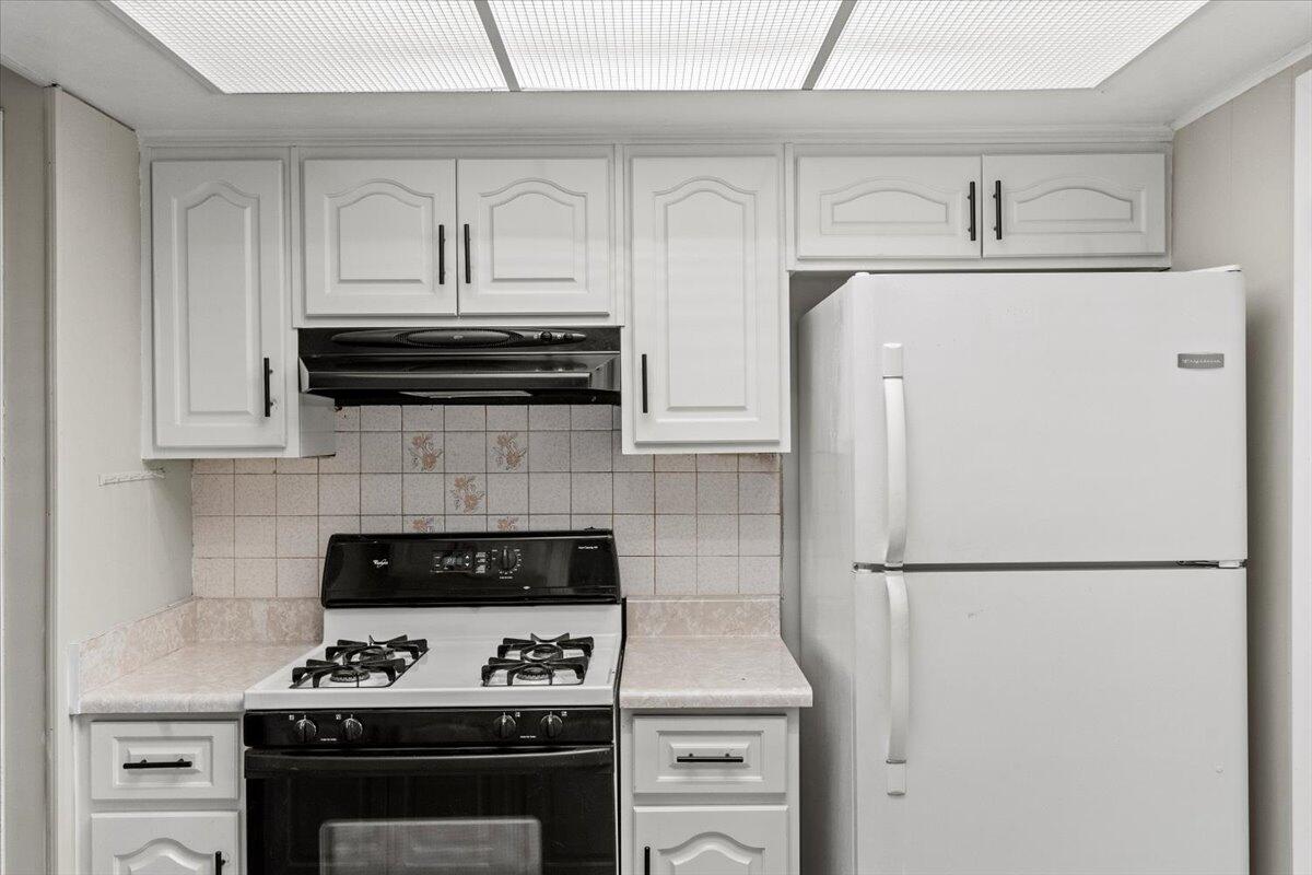 3331 Hillis Road Augusta, GA 30906 - Photo 9 of 28 10-Kitchen