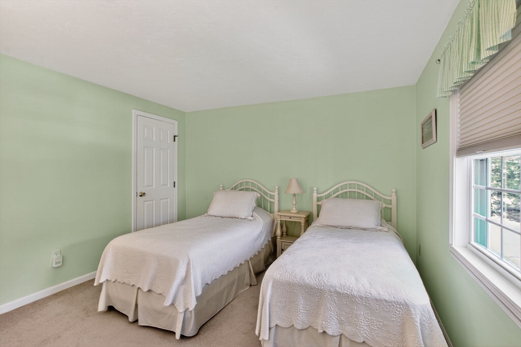287 Ocean Street, Unit C2 Barnstable, MA 02601 - Photo 22 of 34