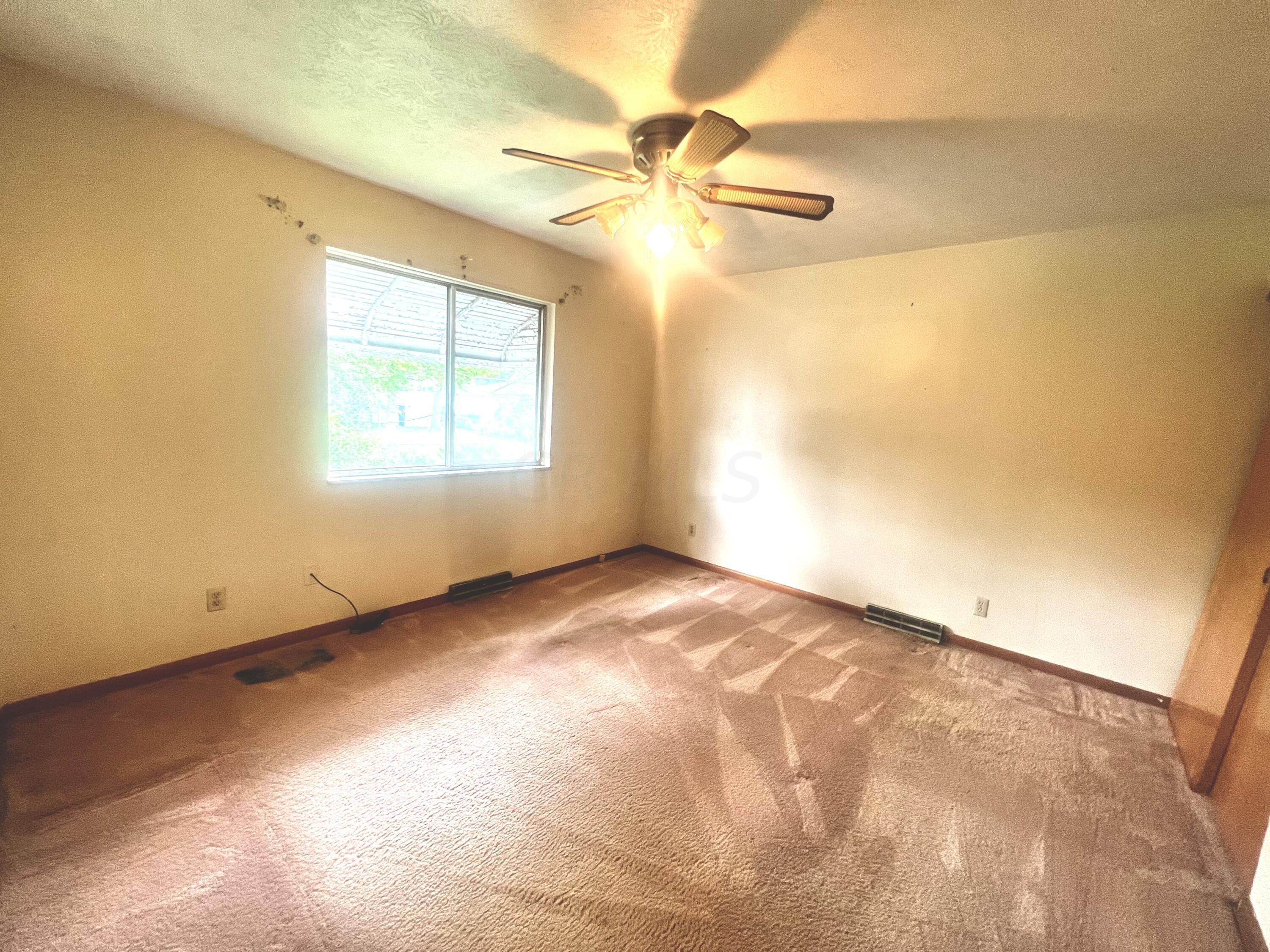 2791 Maywood Road Columbus, OH 43232 - Photo 9 of 20 1st BR