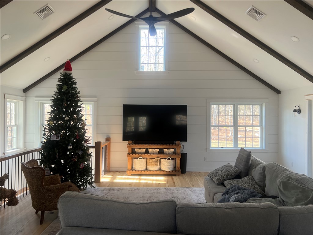 23 Burgess Road Foster, RI 02825 - Photo 11 of 33