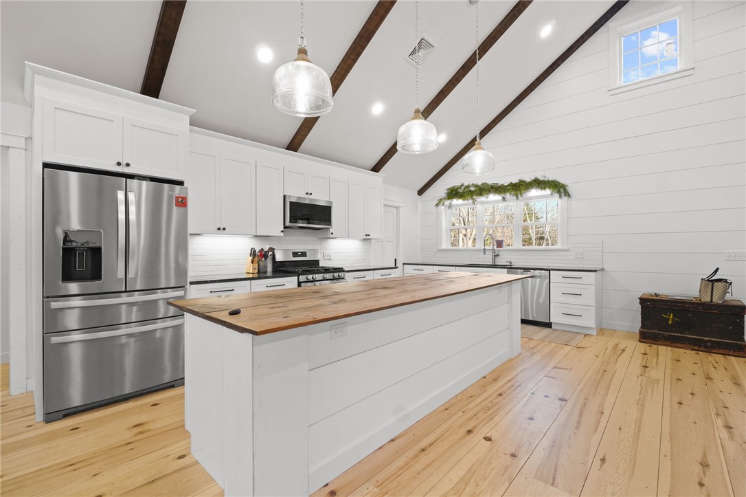 23 Burgess Road Foster, RI 02825 - Photo 13 of 33