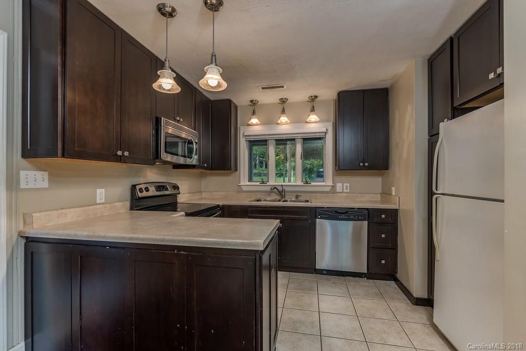 74 Whitney Avenue Tryon, NC 28782 - Photo 9 of 21 Gallery Image 9
