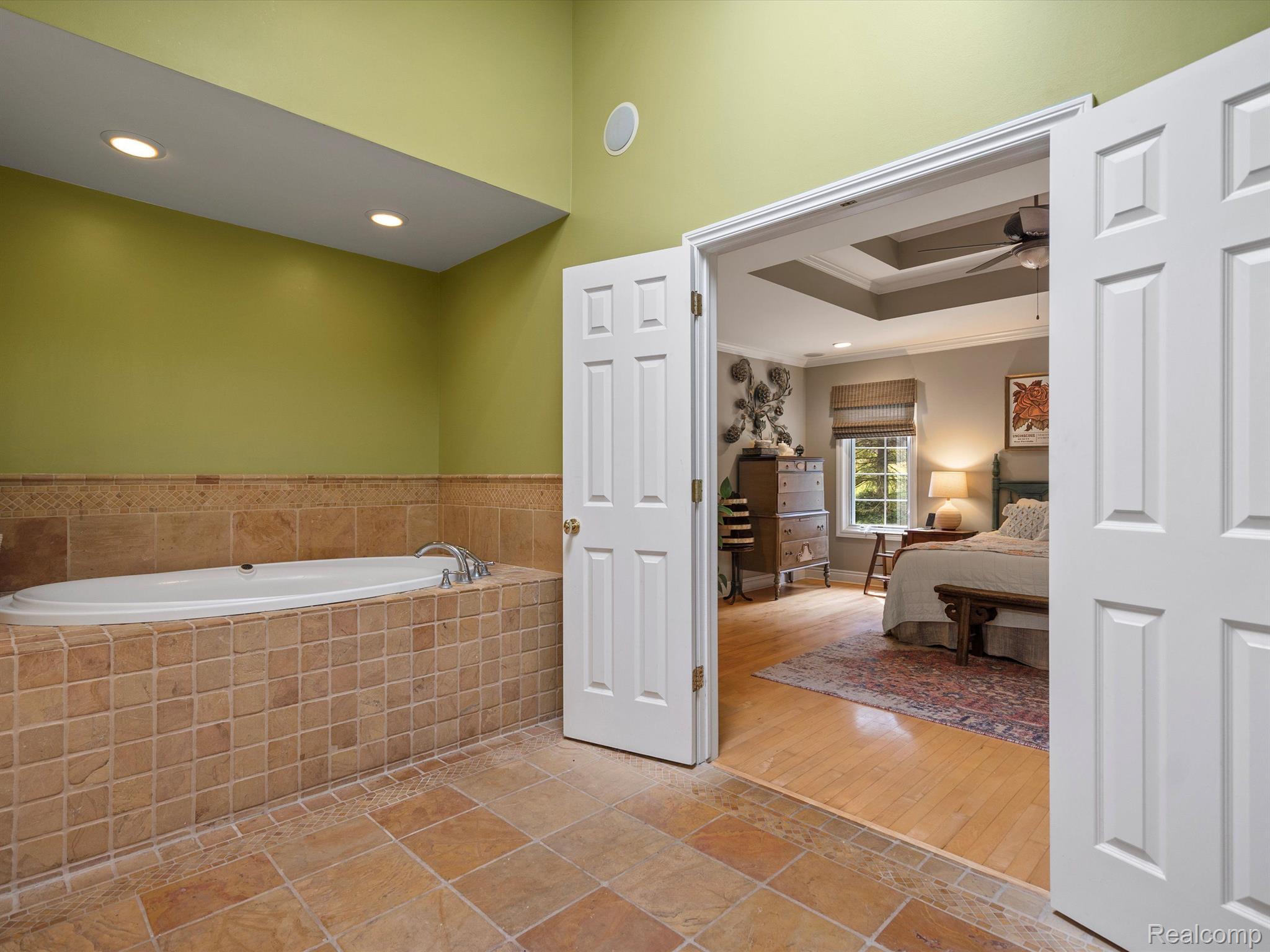 734 Edgewood Drive Rochester, MI 48306 - Photo 53 of 76 Gallery Image 53