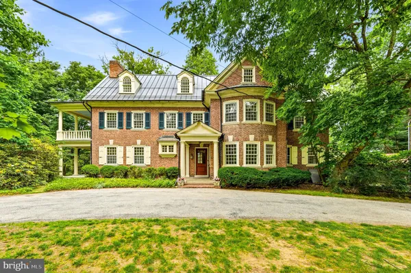 $1,950,000 | 443 St Davids Avenue, Wayne, PA 19087