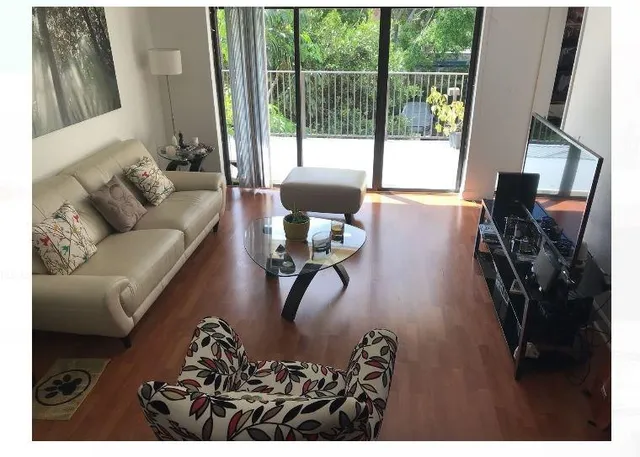 $1,750 | 10141 West Sunrise Boulevard, Unit 304, Plantation, FL 33322