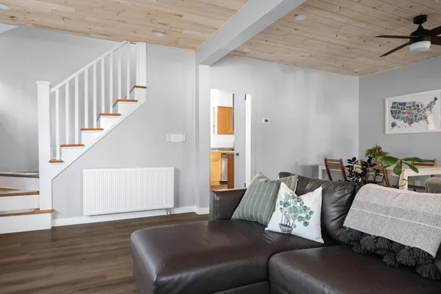 $400,000 | 32 Country Club Drive, Warwick, RI 02888