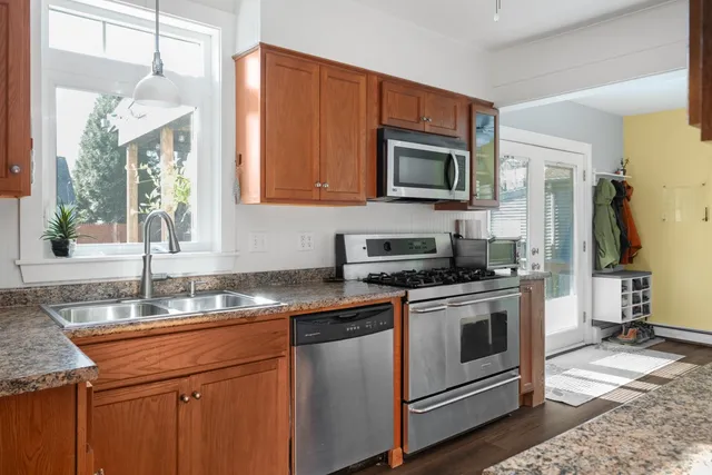 $400,000 | 32 Country Club Drive, Warwick, RI 02888