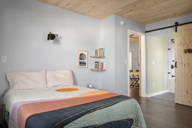 $400,000 | 32 Country Club Drive, Warwick, RI 02888