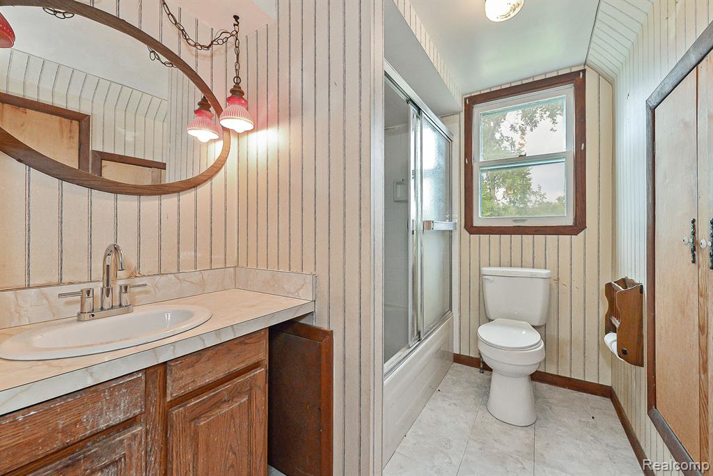9618 Base Lake Road Pinckney, MI 48169 - Photo 34 of 38 Gallery Image 34