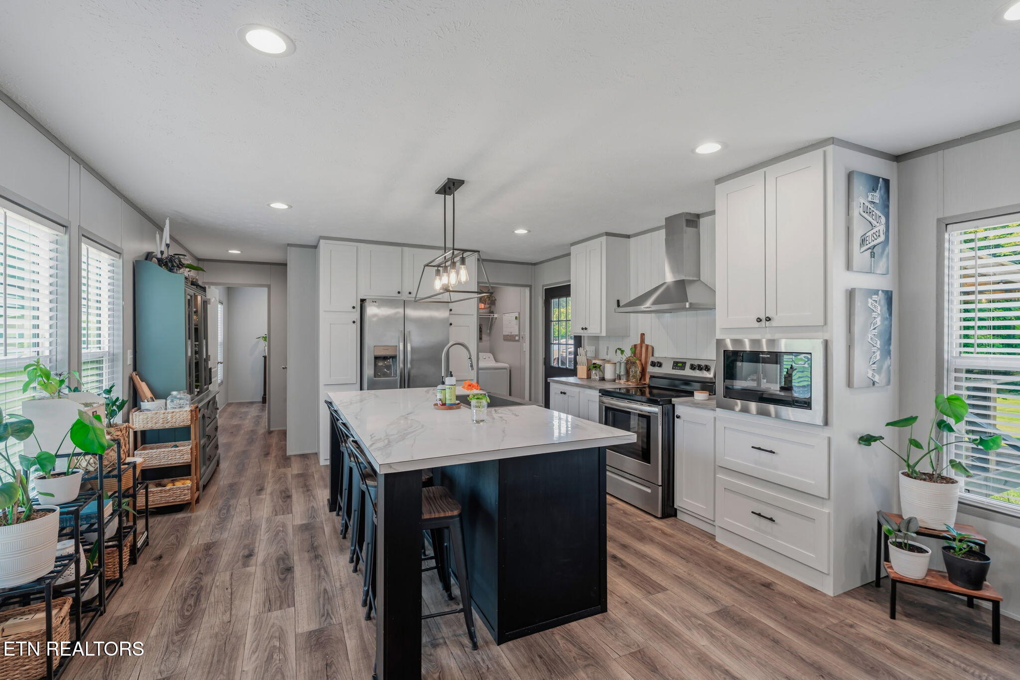 286 JD Farm Road Tellico Plains, TN 37385 - Photo 11 of 58 LARGE KITCHEN