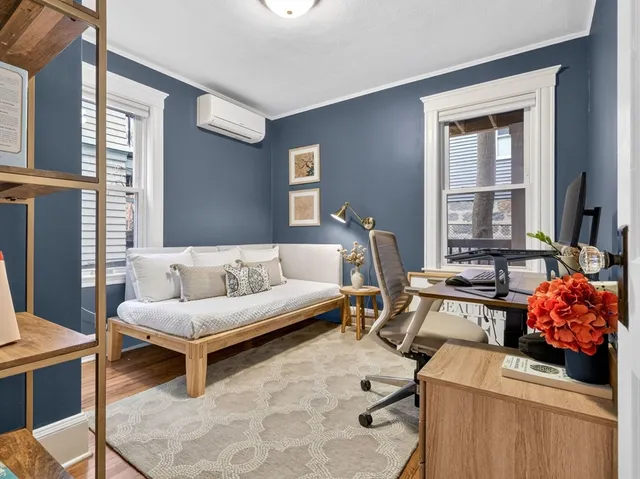 $2,700 | 159 South Street, Unit 1L, Boston, MA 02130