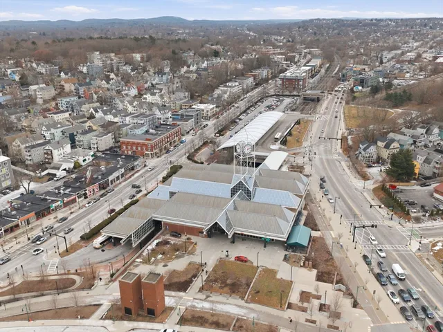 $2,700 | 159 South Street, Unit 1L, Boston, MA 02130