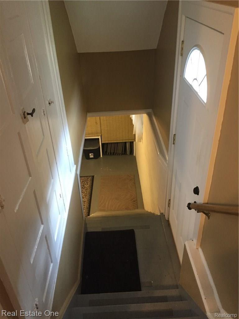 1036 Nottingham Road Grosse Pointe, MI 48230 - Photo 35 of 53 33nott.JPG