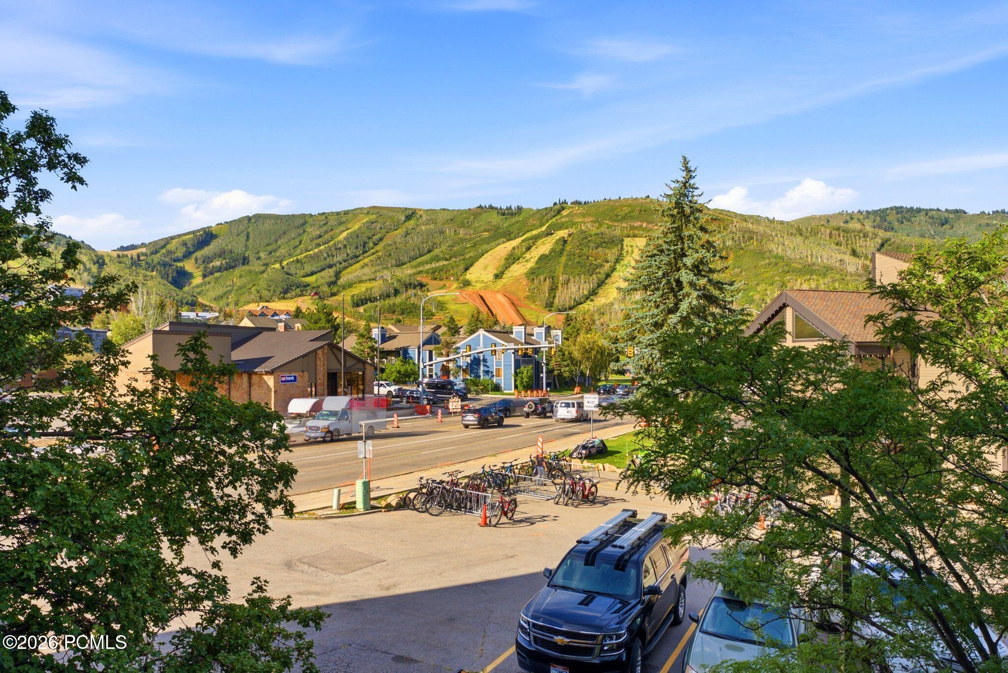 1637 Shortline Road, Unit 204 Park City, UT 84060 - Photo 18 of 21 Gallery Image 18