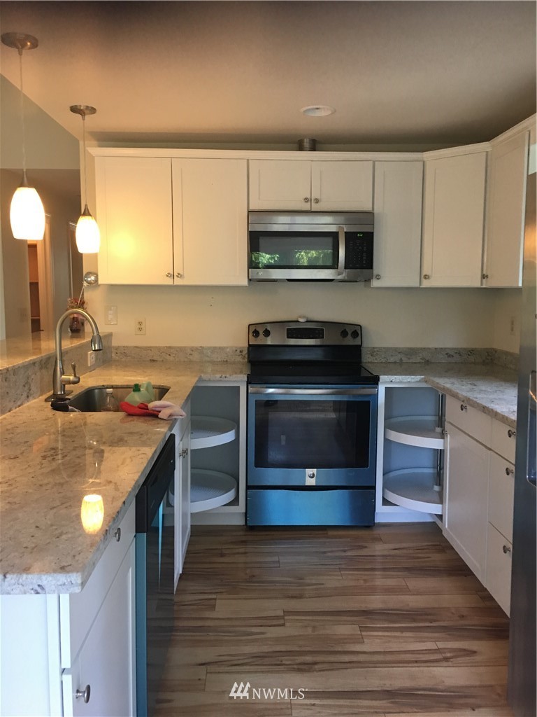 9259 Southeast Olalla Valley Road Port Orchard, WA 98367 - Photo 13 of 15 Gallery Image 13