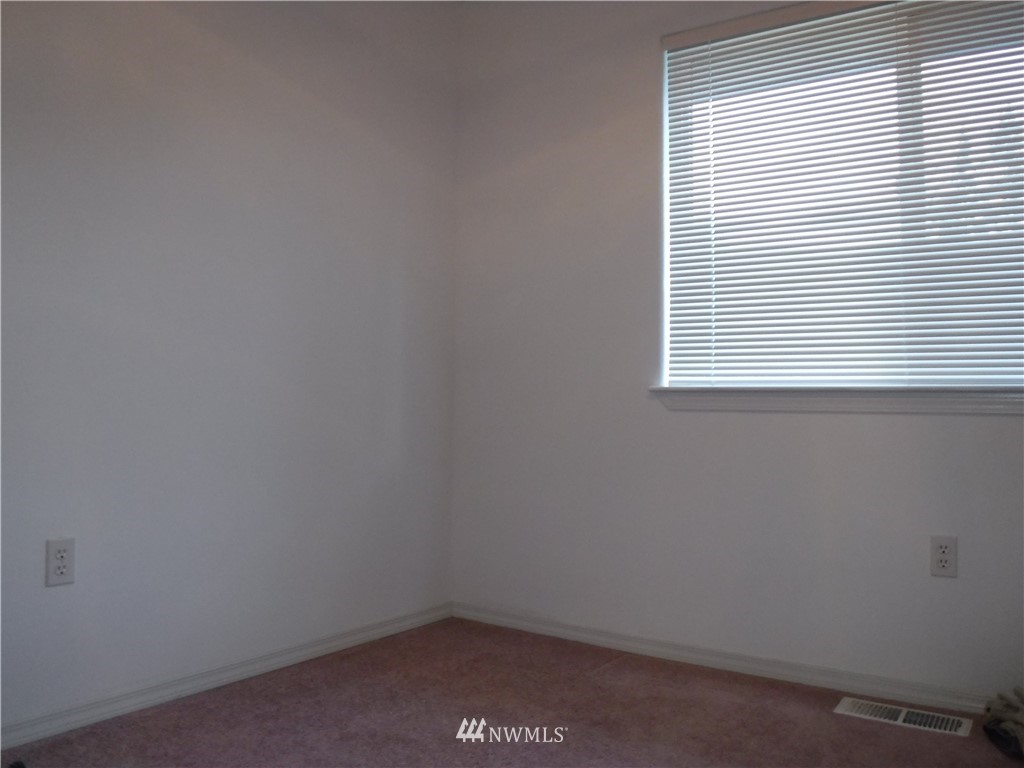 9259 Southeast Olalla Valley Road Port Orchard, WA 98367 - Photo 15 of 15 Gallery Image 15