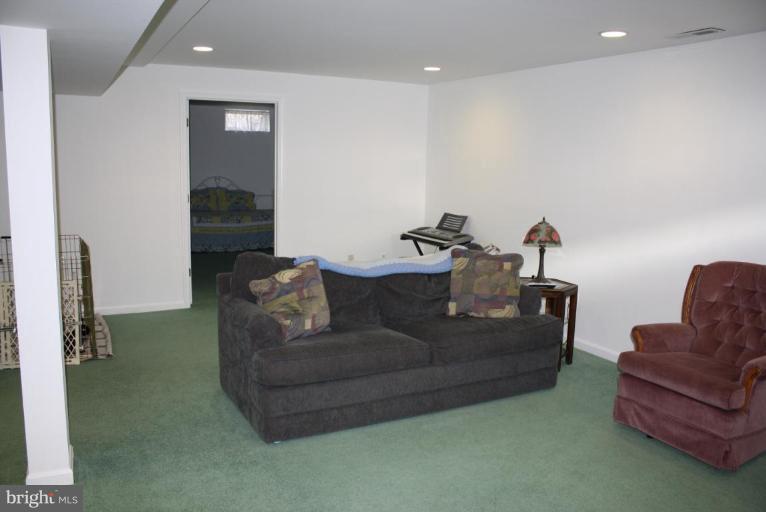 9324 Sea Point Road Sparrows Point, MD 21219 - Photo 6 of 30 Recreation Room