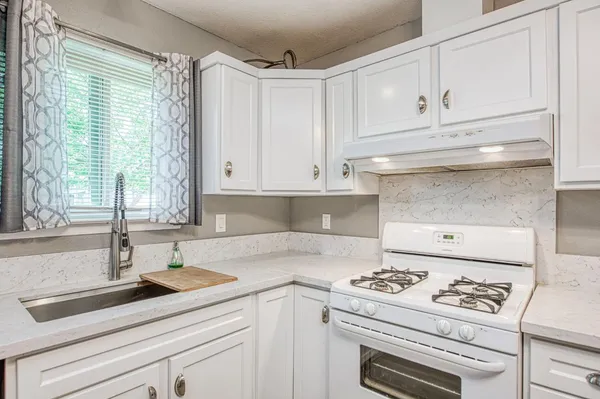 $399,000 | 127 5th Street, Clovis, CA 93612