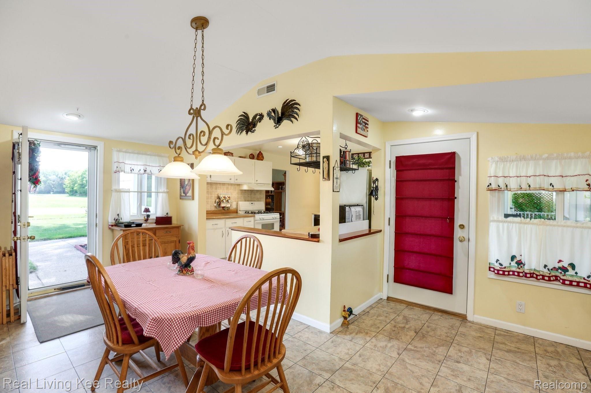 34651 Pratt Road Memphis, MI 48041 - Photo 5 of 23 34651+Pratt+Rd+Memphis-4-web.jpg