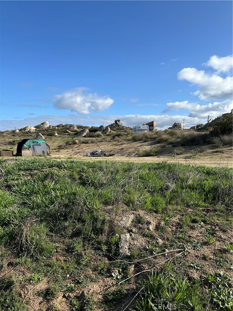 41720 Oak Canyon Road Hemet, CA 92544 - Photo 43 of 60 a view of lake with mountain