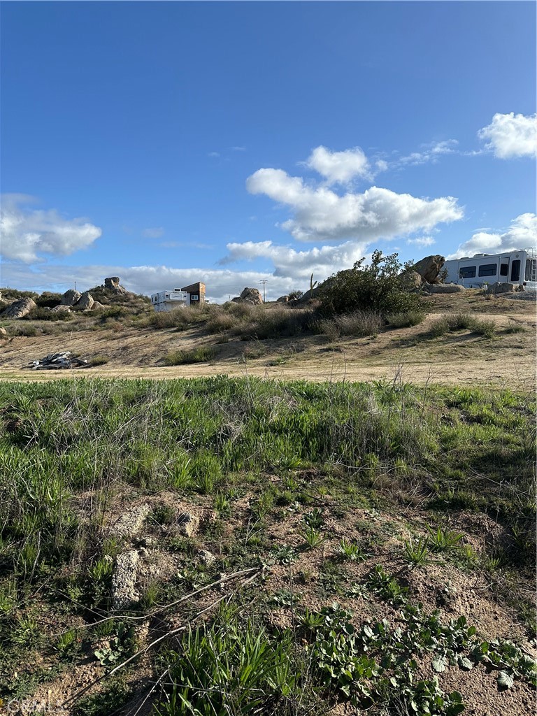 41720 Oak Canyon Road Hemet, CA 92544 - Photo 47 of 60 a view of lake view and mountain view