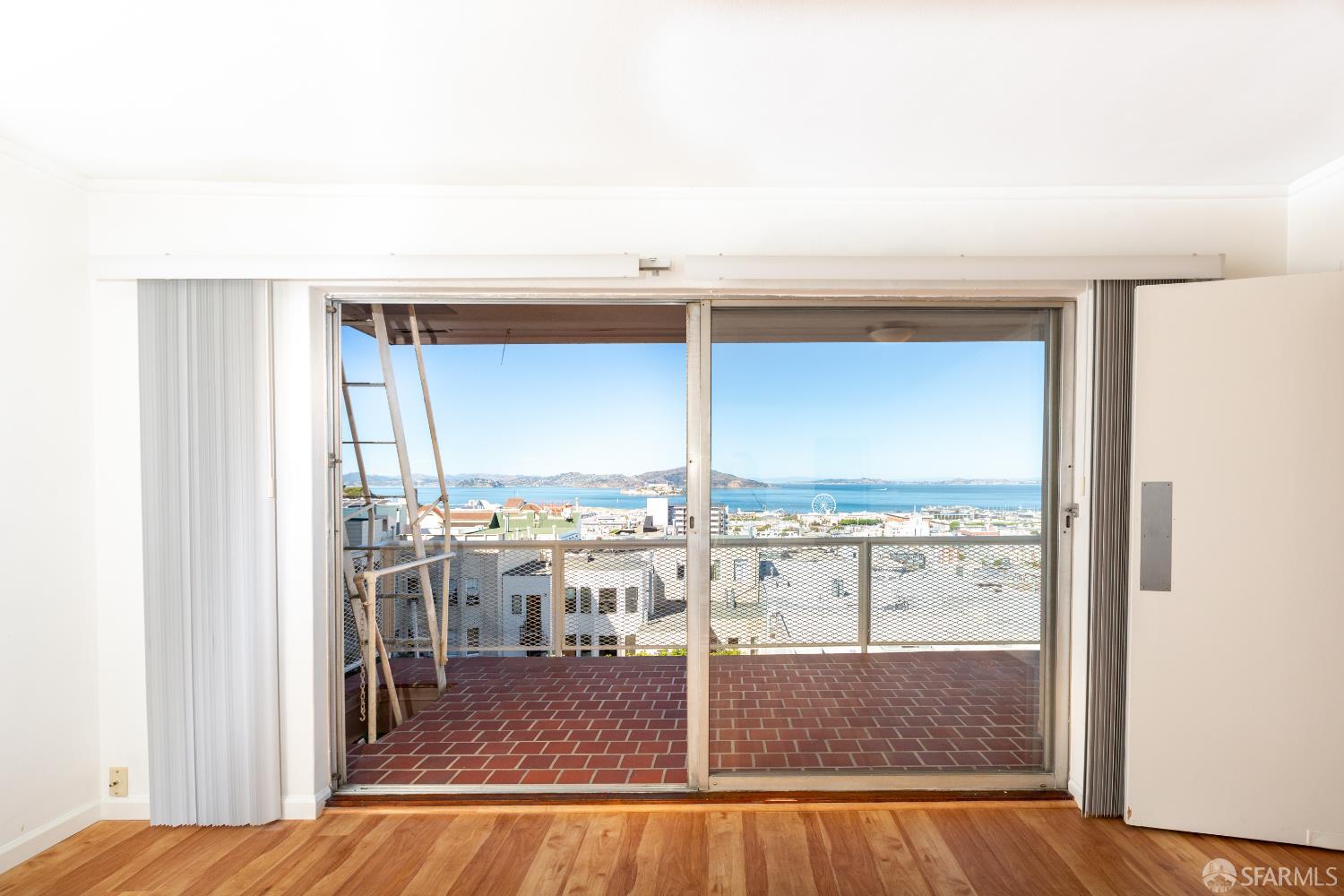 866 Green Street, Unit 5 San Francisco, CA 94133 - Photo 12 of 15 a view of a living room with furniture
