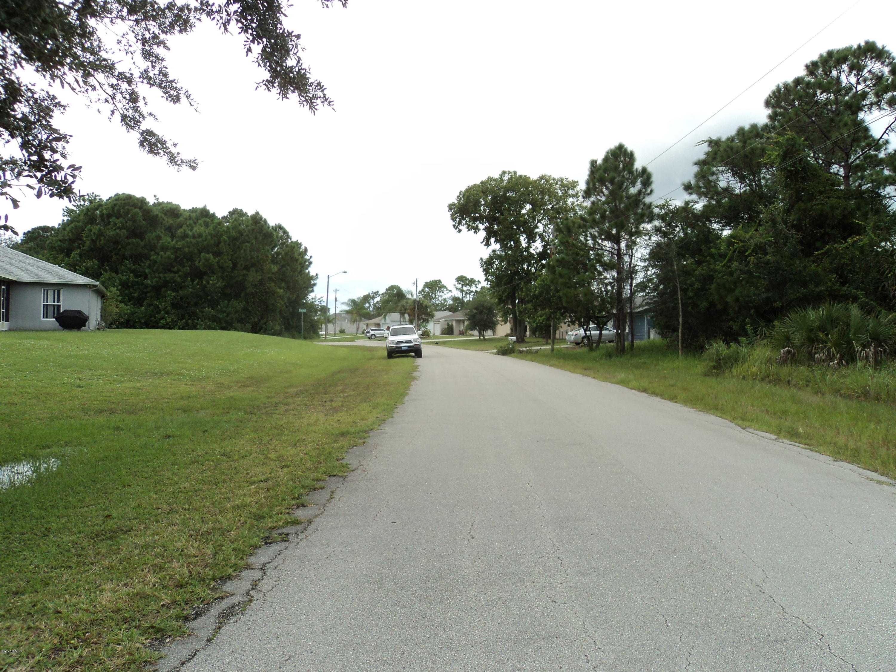 399 Lisa Road Northeast Palm Bay, FL 32907 - Photo 5 of 5 NEIGHBORHOOD VIEW
