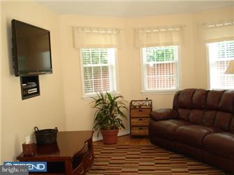 261 Fairview Road Springfield, PA 19064 - Photo 6 of 12