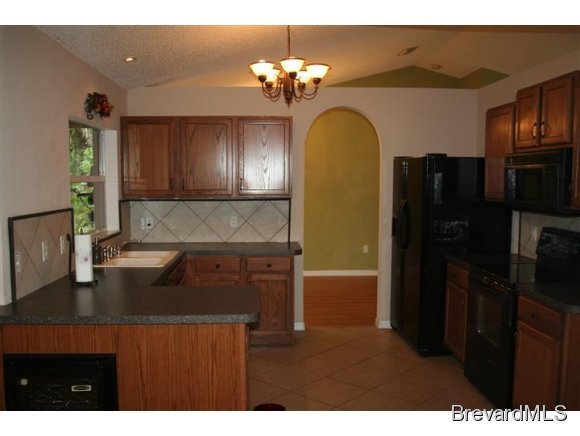 435 Albenga Road Northwest Palm Bay, FL 32907 - Photo 2 of 12 Additional Photo