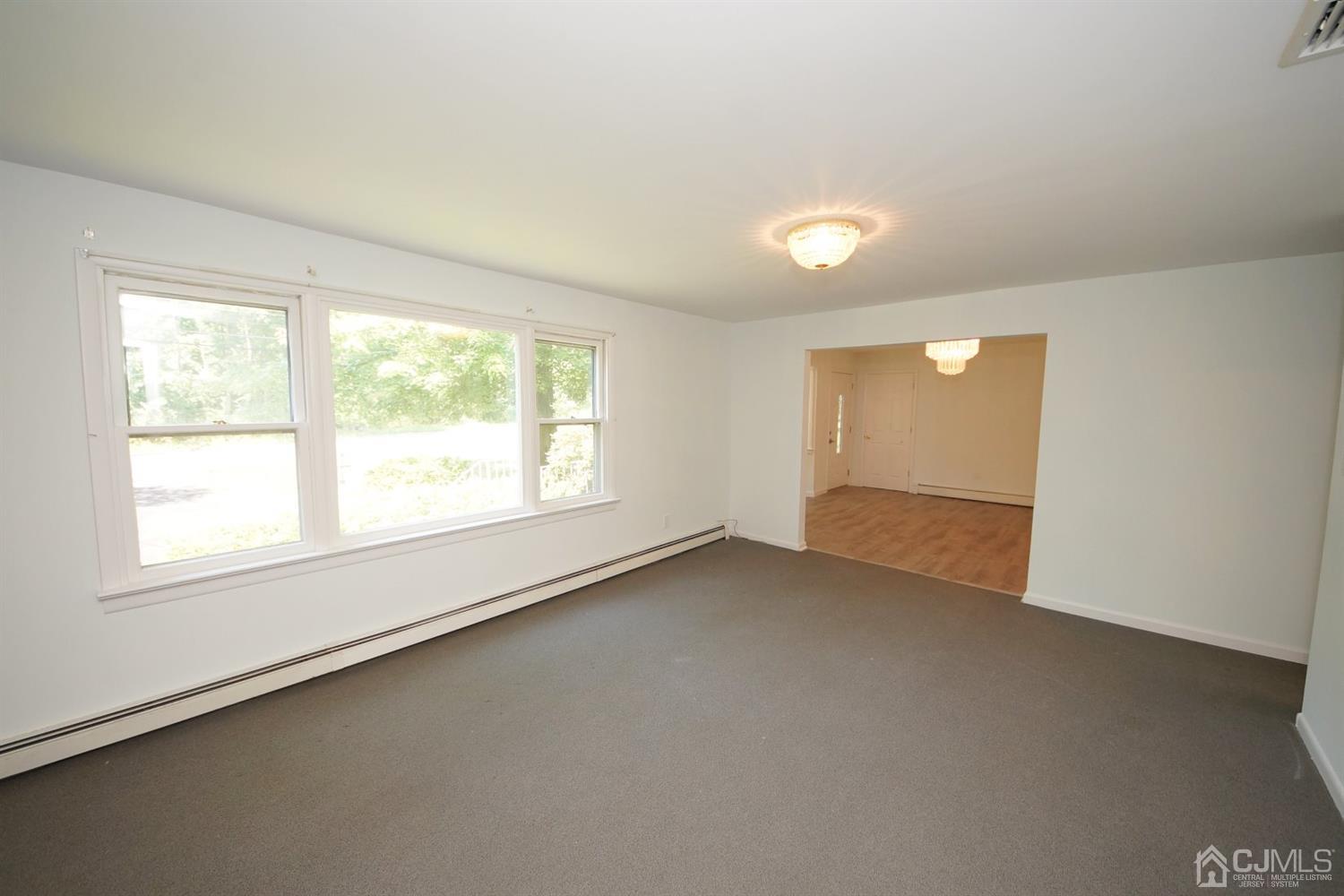 238 New Road Monmouth Junction, NJ 08852 - Photo 17 of 63 an empty room with a window