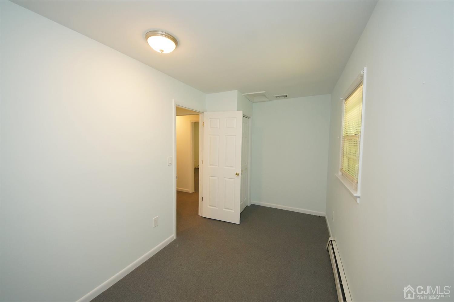 238 New Road Monmouth Junction, NJ 08852 - Photo 32 of 63