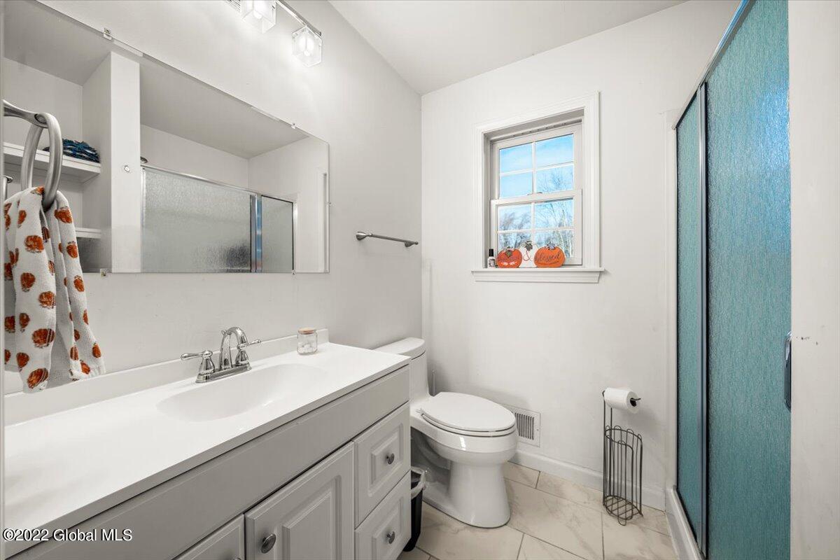 52 Cronin Road Queensbury, NY 12804 - Photo 17 of 21 15-A7308903