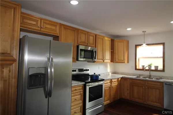 $1,700 | 1601 Lighthouse Hill Road, Cortlandville, NY 13077