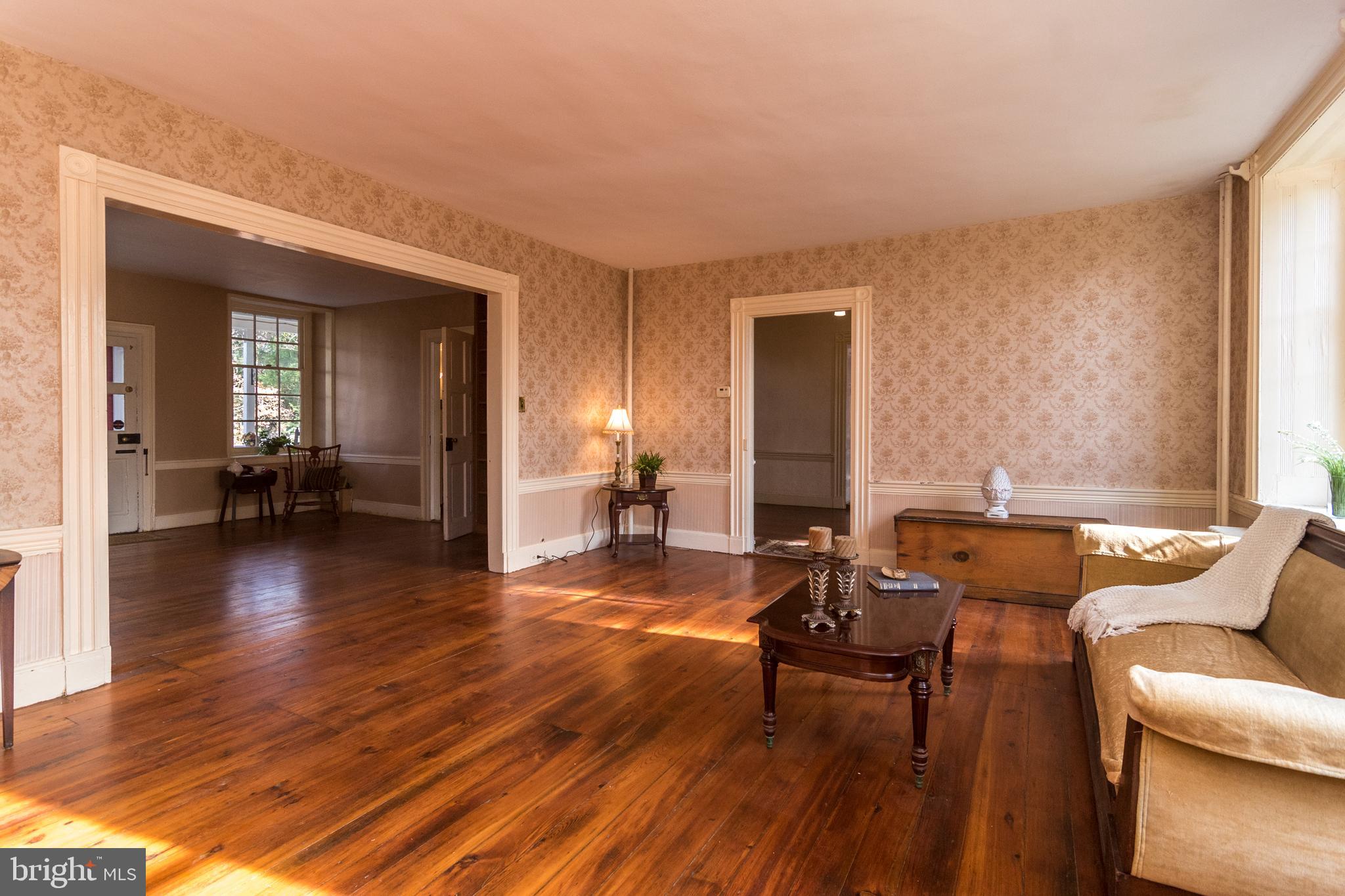37 Crawford Road Audubon, PA 19403 - Photo 11 of 41 Gallery Image 11