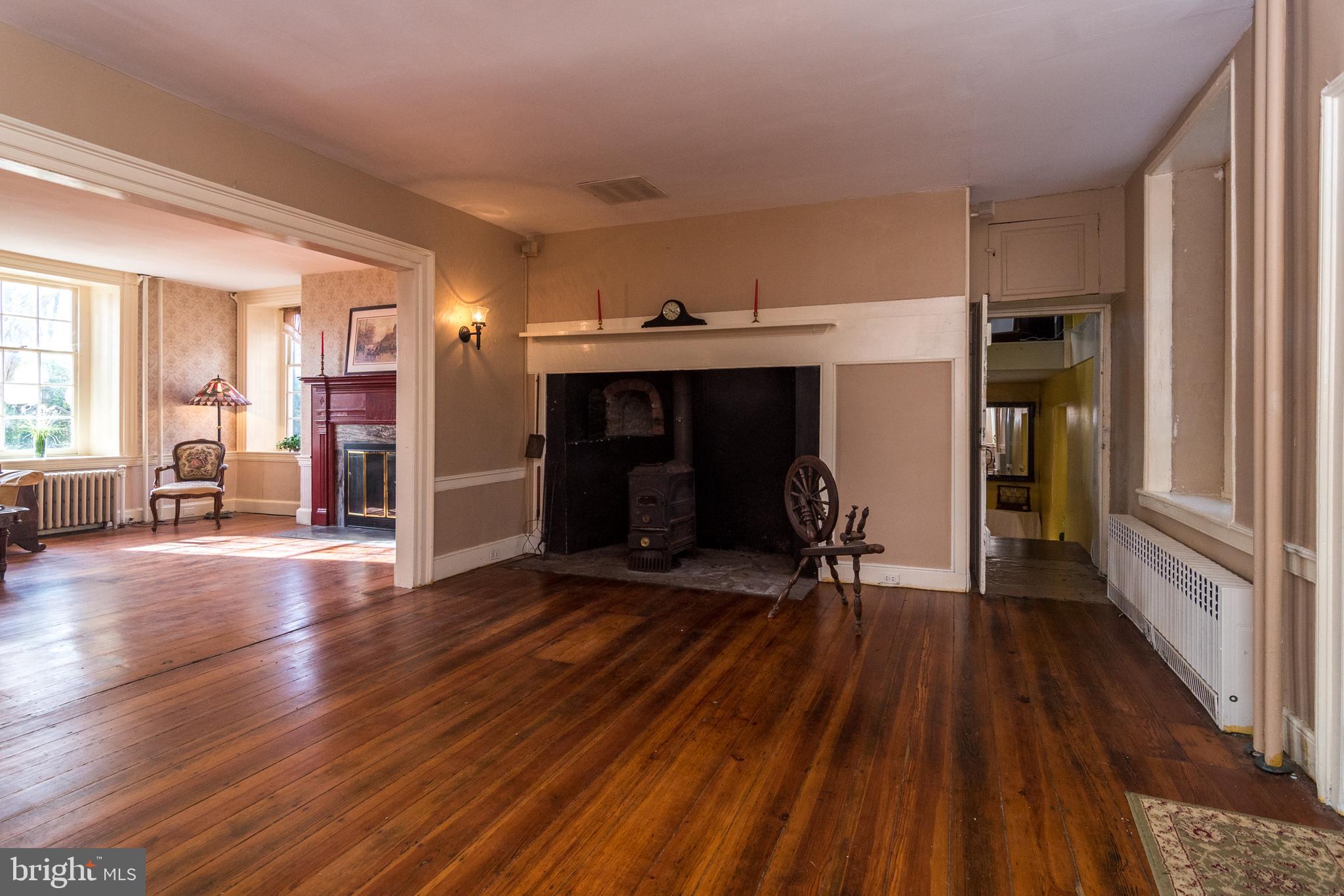 37 Crawford Road Audubon, PA 19403 - Photo 12 of 41 Gallery Image 12