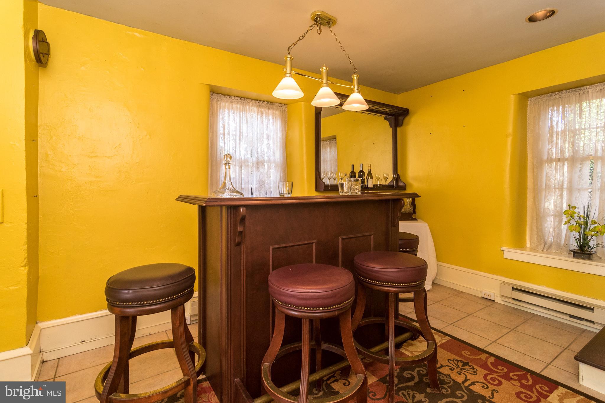 37 Crawford Road Audubon, PA 19403 - Photo 15 of 41 Gallery Image 15
