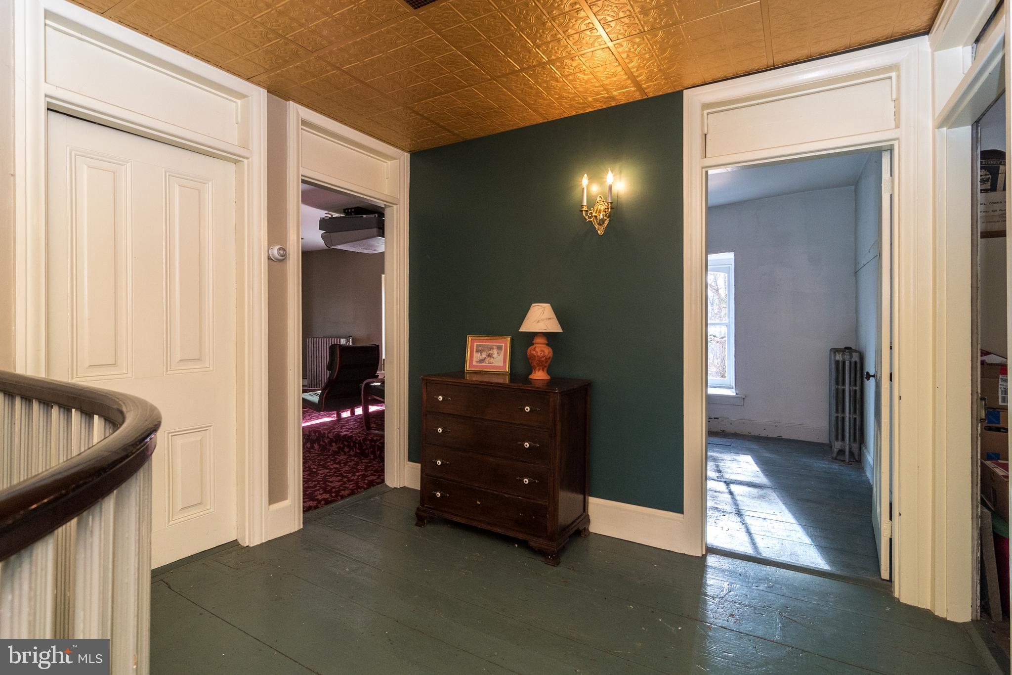 37 Crawford Road Audubon, PA 19403 - Photo 34 of 41 Gallery Image 34