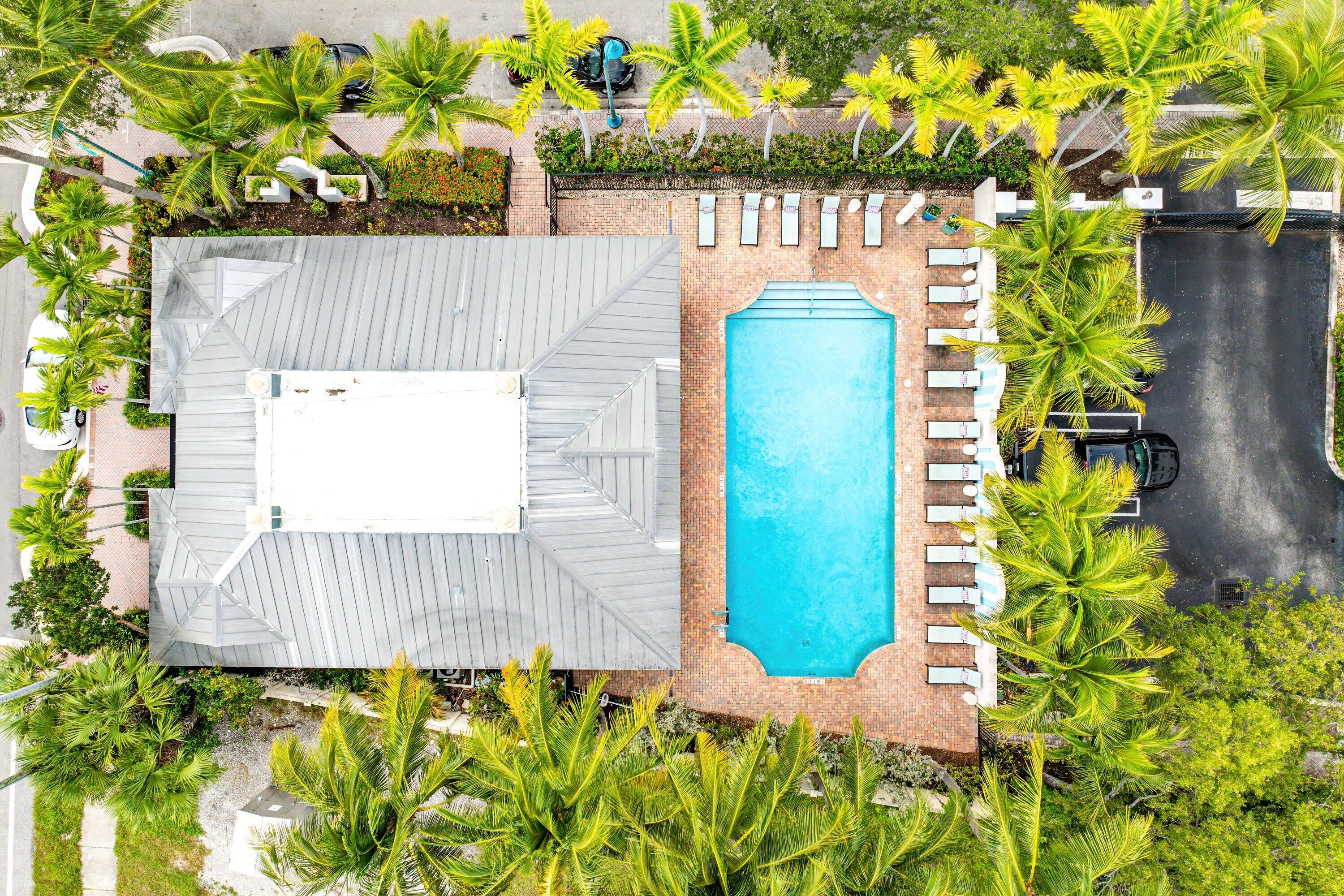 255 Northeast 3rd Avenue, Unit 2503 Delray Beach, FL 33444 - Photo 23 of 27 a view of a staircase