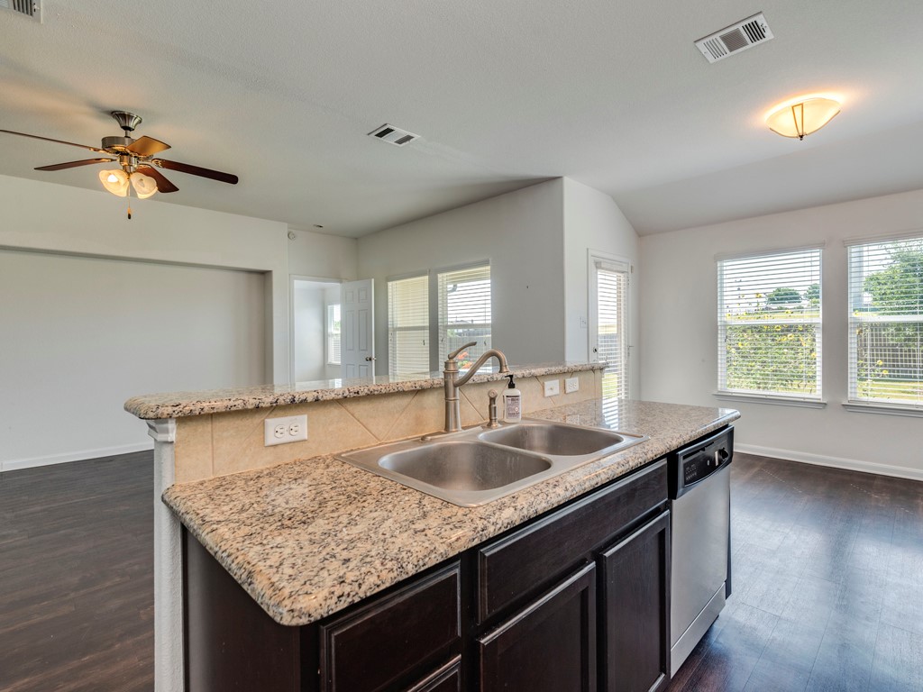 237 Goddard Kyle, TX 78640 - Photo 15 of 31